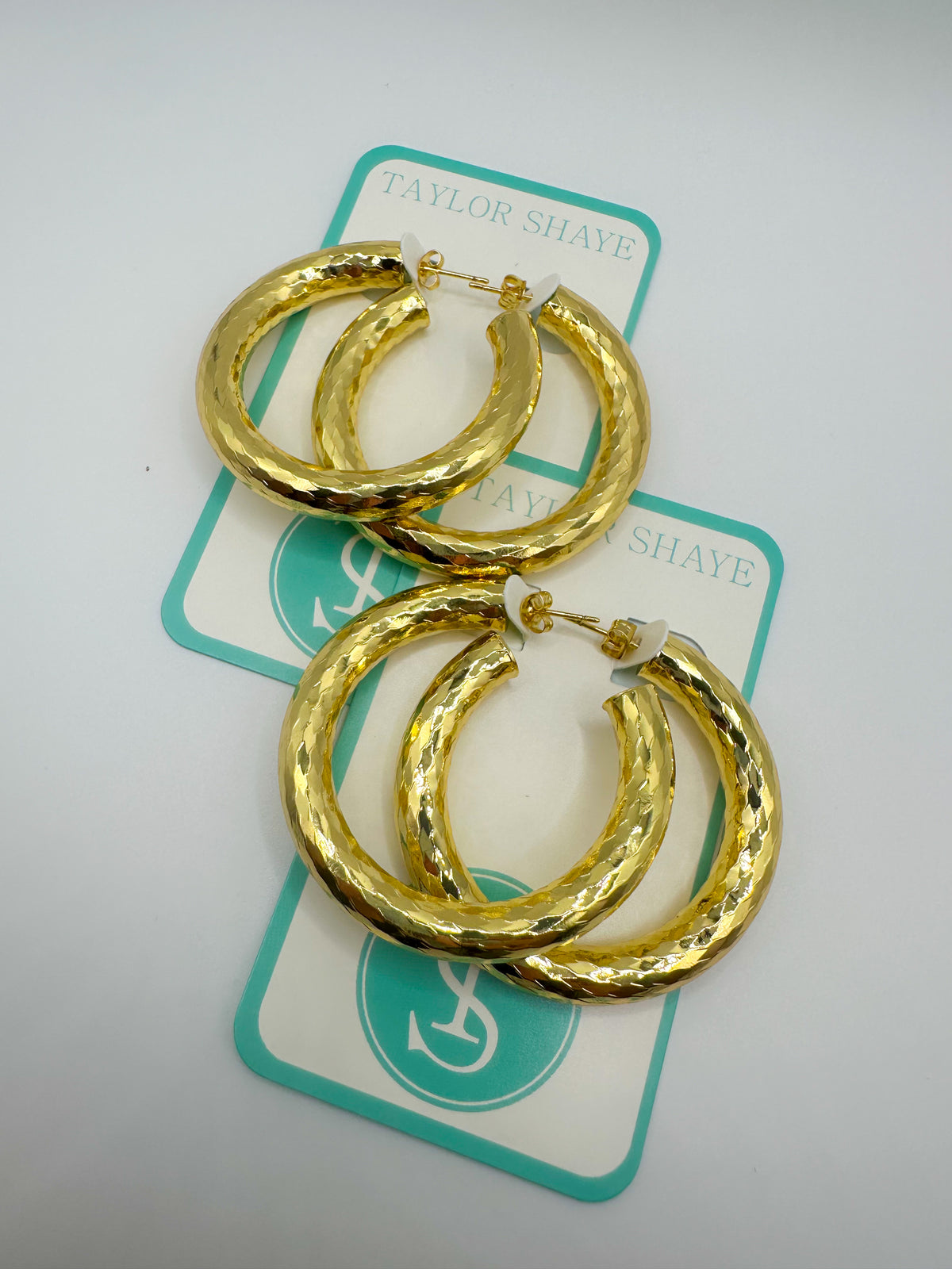 Raya Hoops