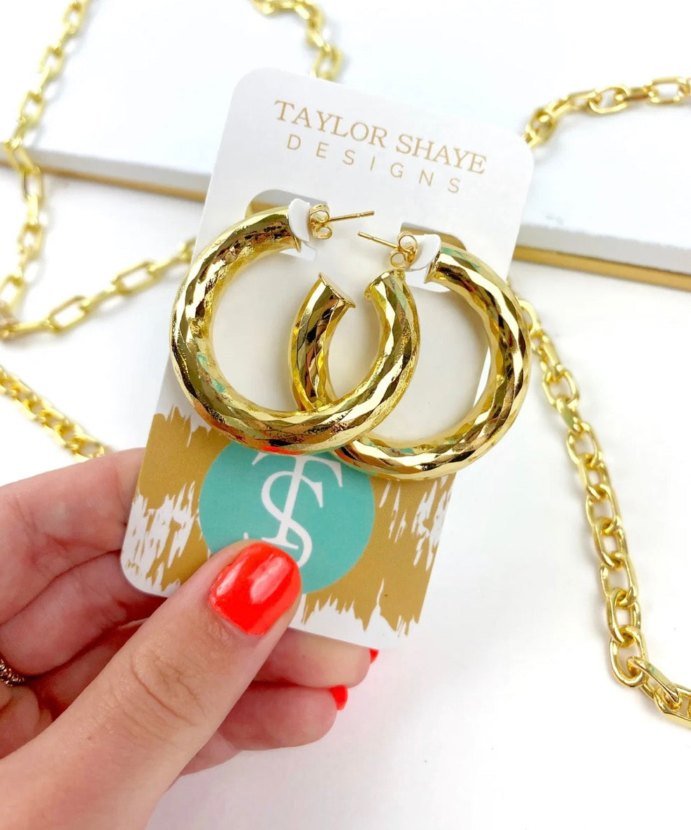 Raya Hoops