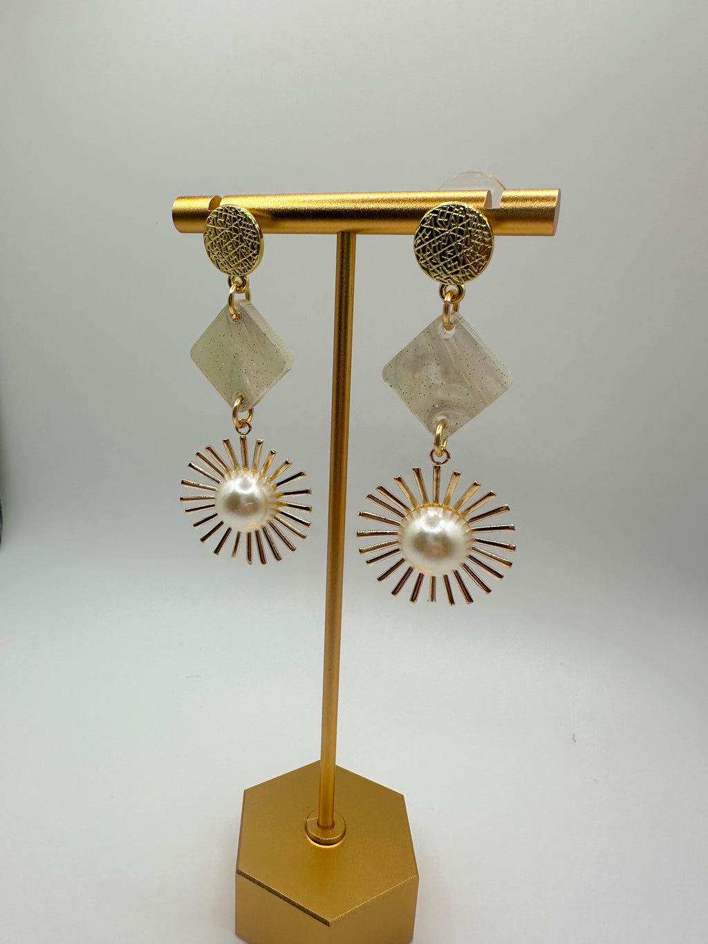 Acrylic Diamond Starburst Drop Earring